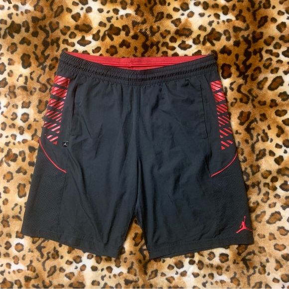 Nike Jordan shorts men’s medium Dri-FIT Black and Red - Picture 1 of 4